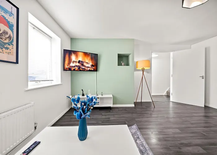 別荘 Manor House Luxury & Spacious 2br By Altoluxo Short Lets & Serviced With Free Wifi & Parking ブリストル