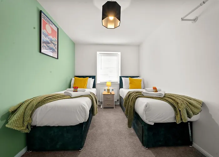 Manor House Luxury & Spacious 2br By Altoluxo Short Lets & Serviced With Free Wifi & Parking 別荘 *